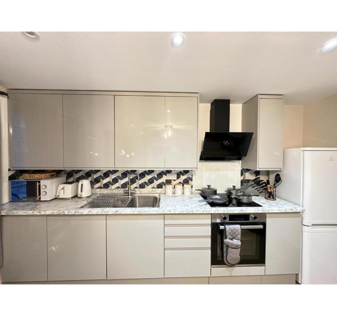 런던 F3- Gorgeous 1 Bed Flat Near Edgware Road Station 아파트 외부 사진